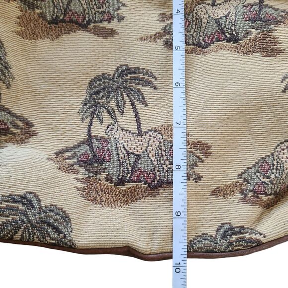 90s Vtg Bueno Large Tan Tapestry Cheetah Tree Animal Shoulder Bag w/ Coin Purse - Picture 7 of 10